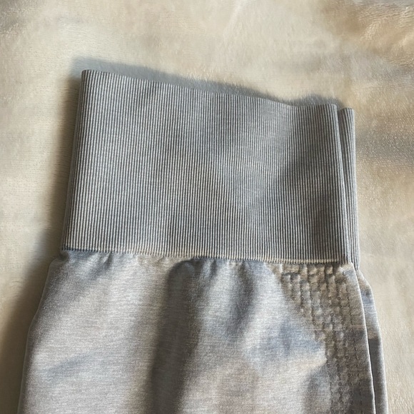 Gymshark Vital Seamless Leggings - Picture 7 of 10